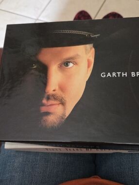Garth Brooks Collector Blu-ray Set - Black